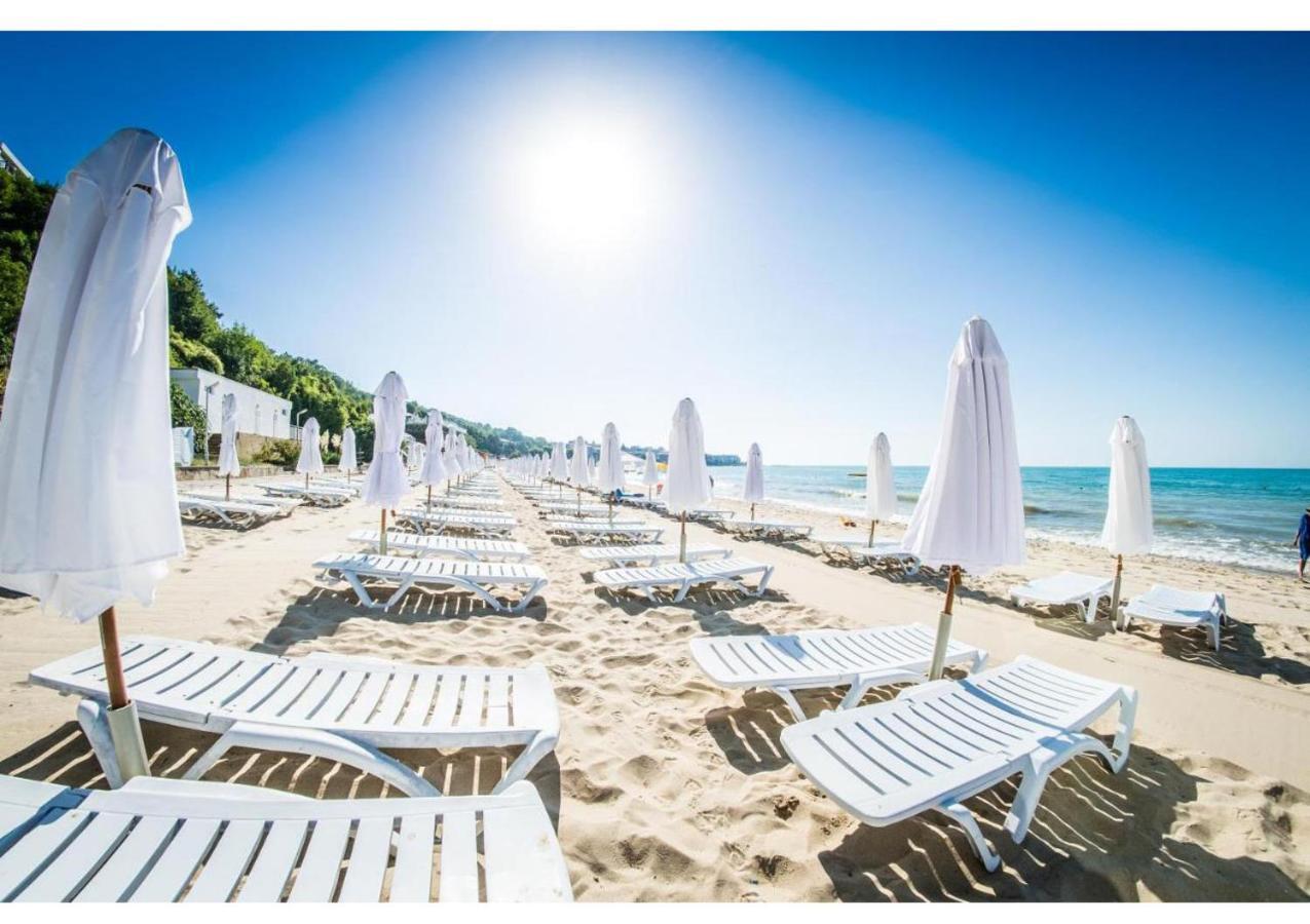 Panorama Fort Beach, Фамилно Студио Deluxe Sveti Vlas Ngoại thất bức ảnh