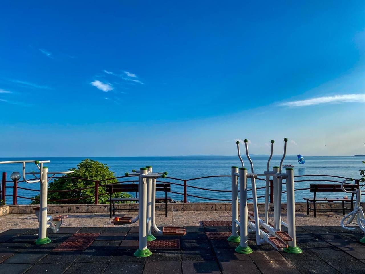 Panorama Fort Beach, Фамилно Студио Deluxe Sveti Vlas Ngoại thất bức ảnh